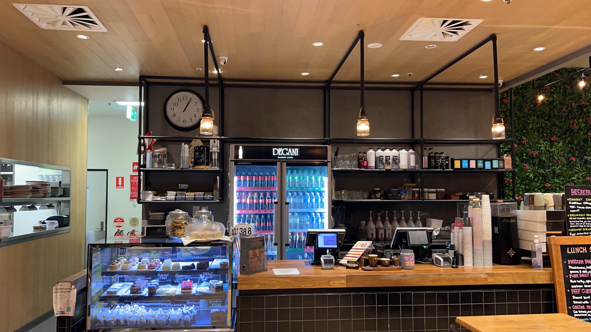 DEGANI Bakery Cafe — image 1