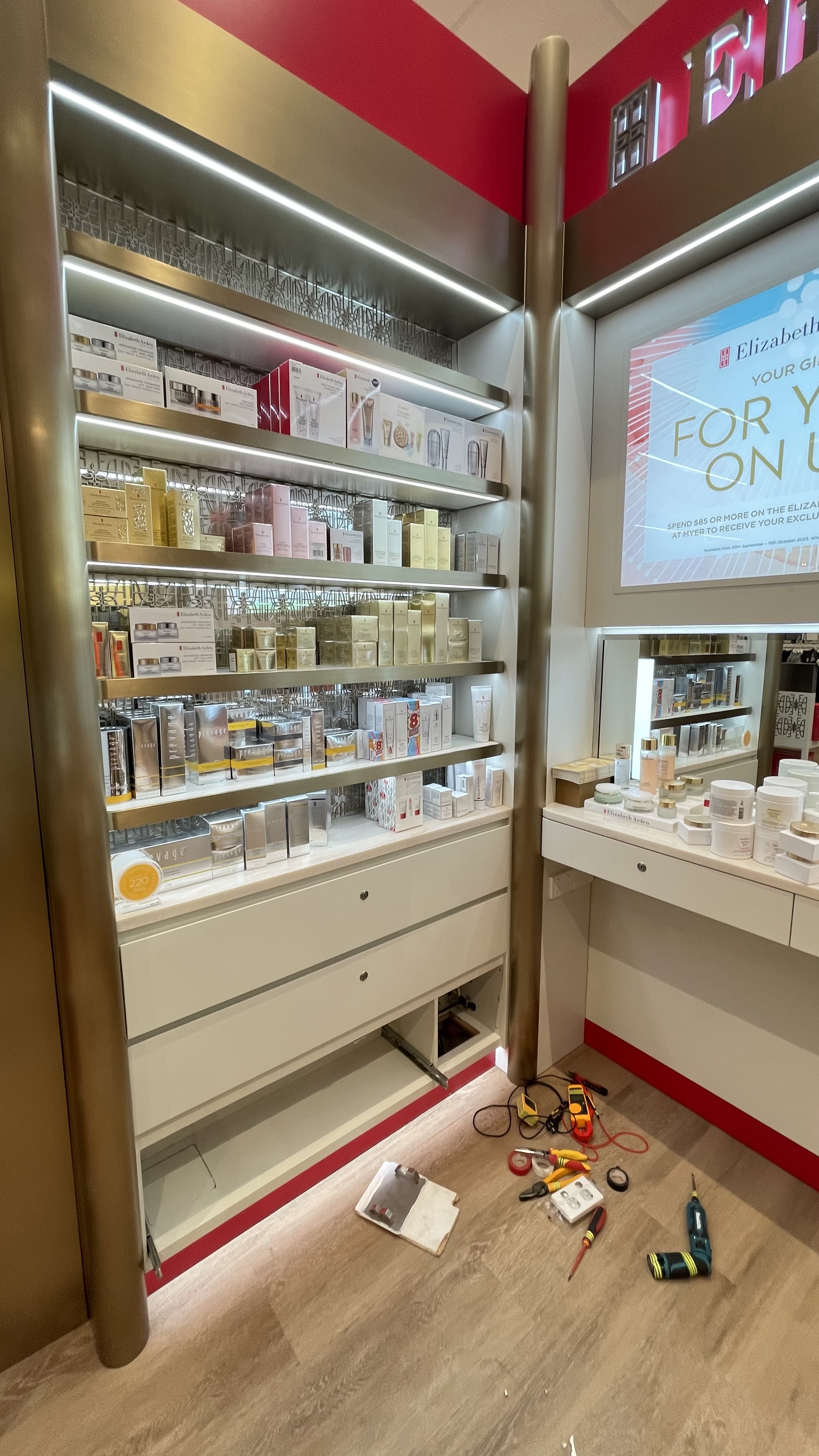 Elizabeth Arden — image 1