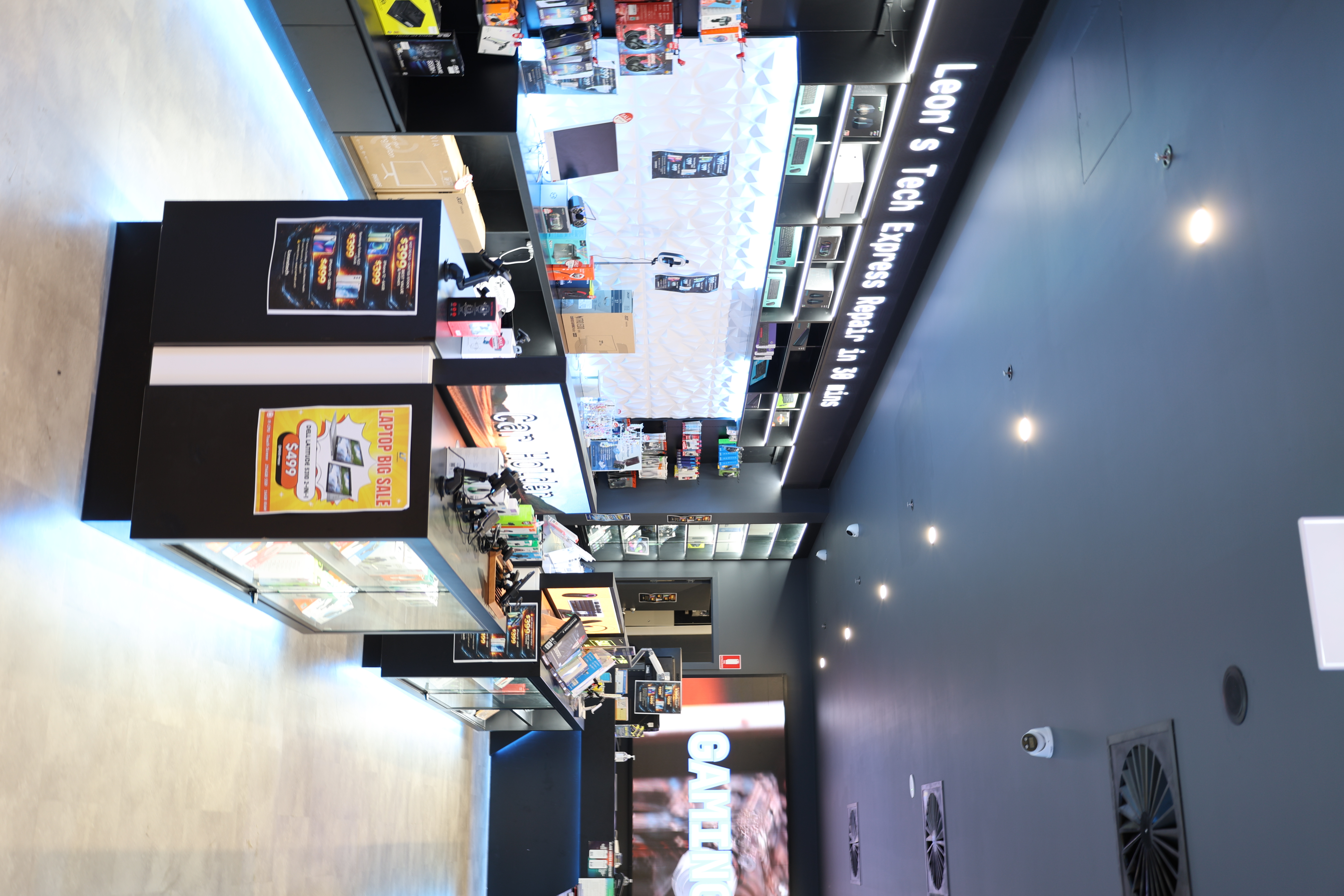 Leon's Tech Hyperdome — image 15