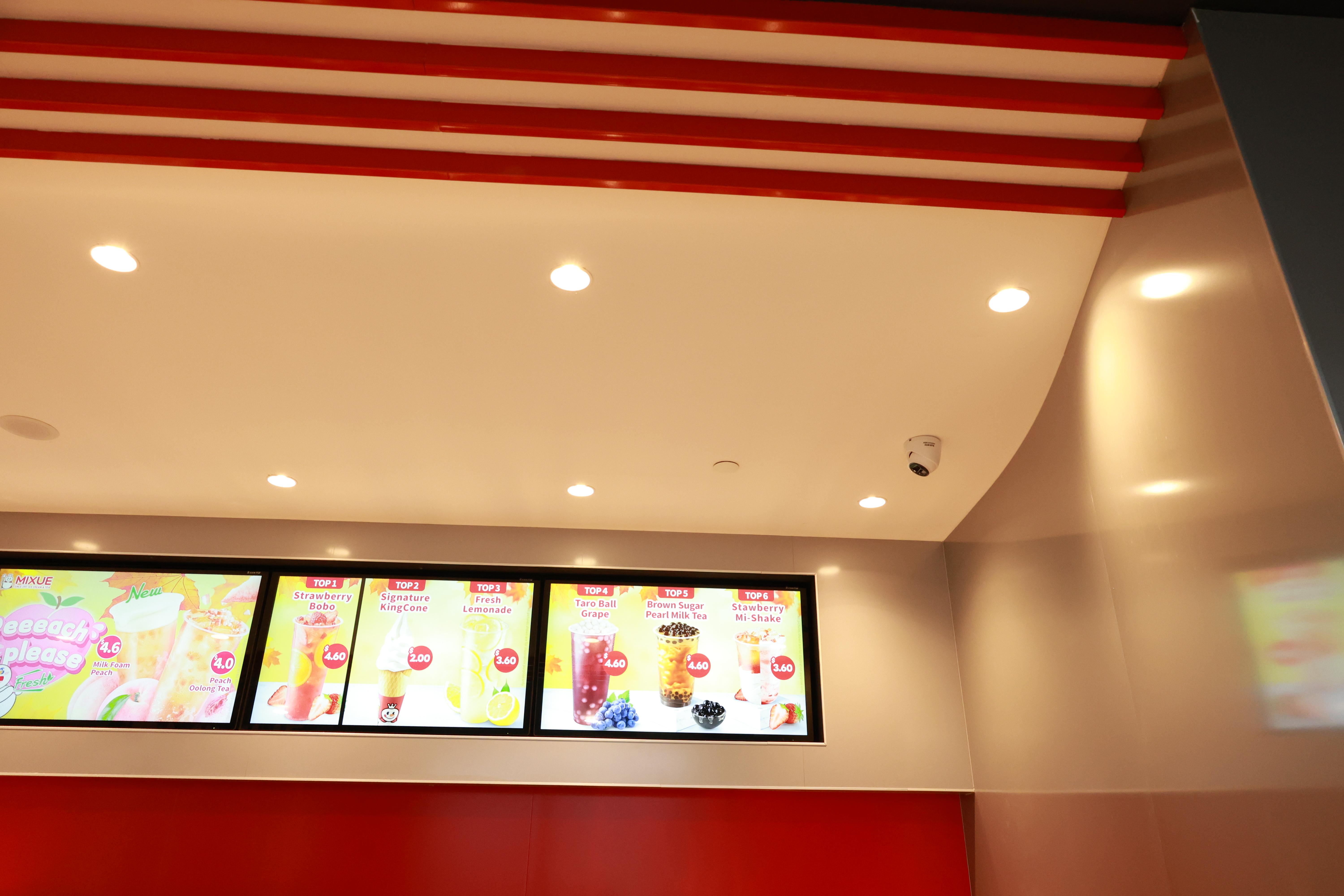 Mixue Ice Cream & Tea — image 9